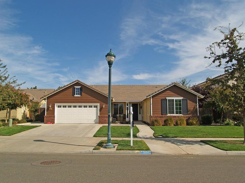 1st image of 2004 Thomas Taylor Dr
