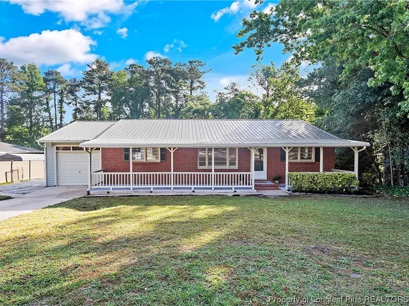1021 Odom Dr, Fayetteville, NC 28304