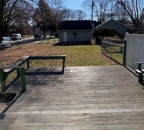 4th image of Johnston Dr