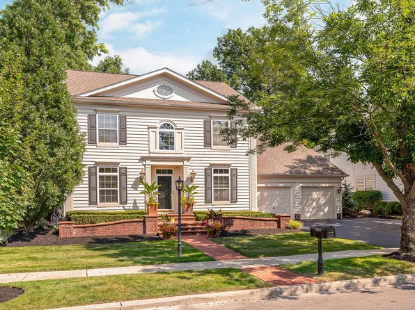7322 Tumblebrook Dr, New Albany, OH 43054