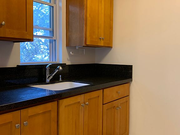 5th image of 12 Clinton St APT 12