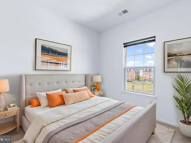 5365 S Center Dr — Photo 33