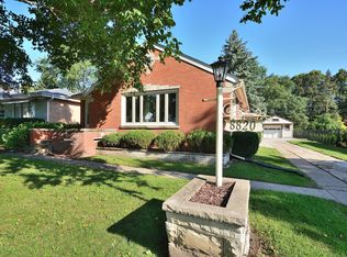 8820 W Cleveland Ave, West Allis, WI 53227