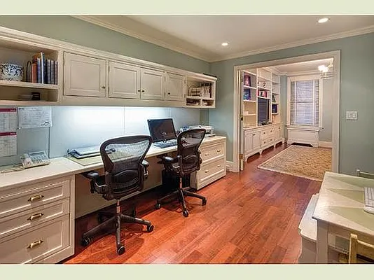 Sold by Stribling | media 3