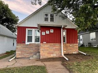 3923 L St, Omaha, NE 68107