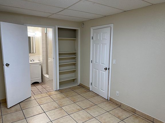 5th image of 4152 N Bogart Ave #B