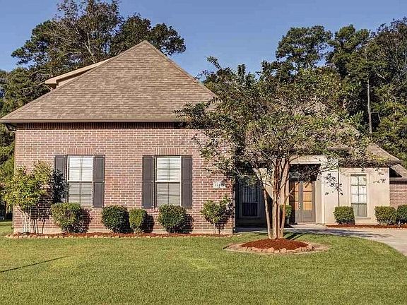5th image of 22495 Balmoral Dr