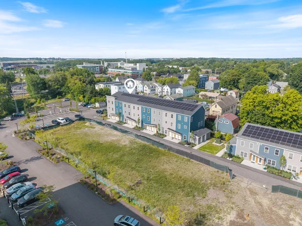 65 Dougherty Court #203, Portland, ME 04102