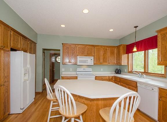 3rd image of 13865 Flagstaff Ave
