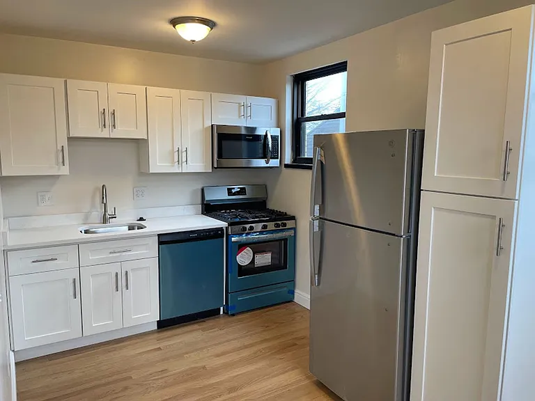 259 Shady Avenue — Photo 43