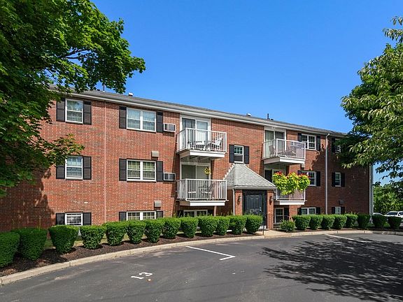 3rd image of 300 River St Unit 3
