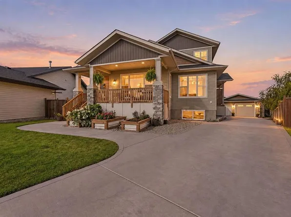 17 S Hammond Close, Sylvan Lake, AB T4S 0C7