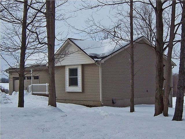 2nd image of 2515 Grant Hill Rd