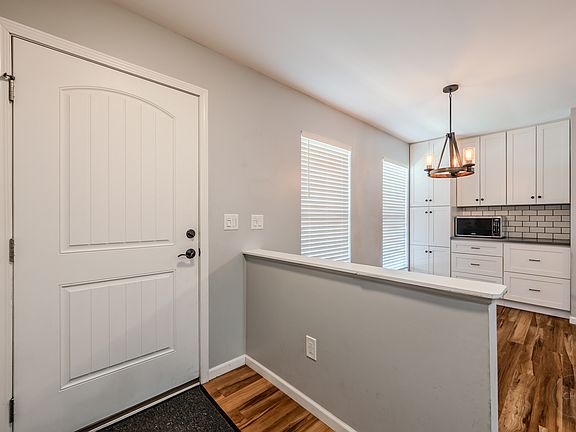 4th image of 21804 W Halifax Dr