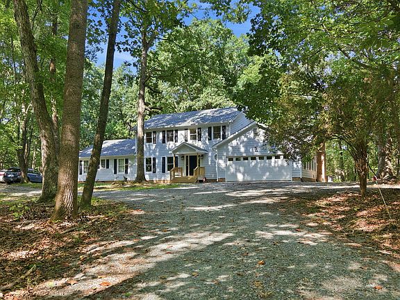 2nd image of 475 Deer Mountain Rd