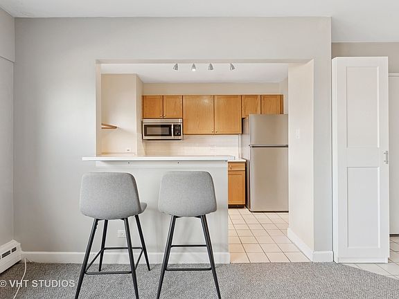 3rd image of 4980 N Marine Dr #334
