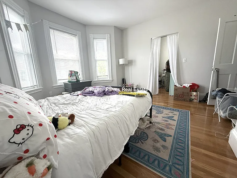 2 Ivaloo St #B6 — Photo 11
