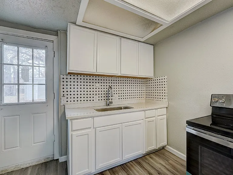 4588 W 64th Pl S #C — Photo 10