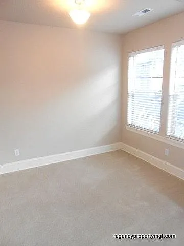 17204 SW 136th Ave — Photo 10