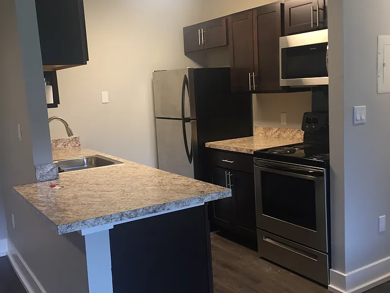 The Fountains Apartments — Photo 28