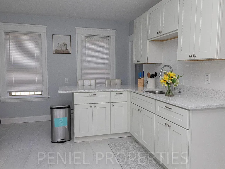 79 Armory St — Photo 3