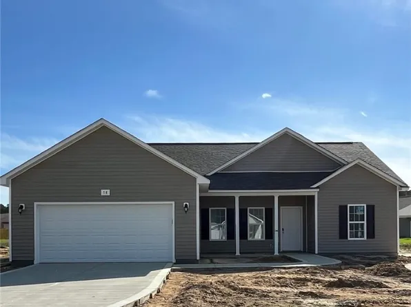 78 Alfalfa Dr, Parkton, NC 28371
