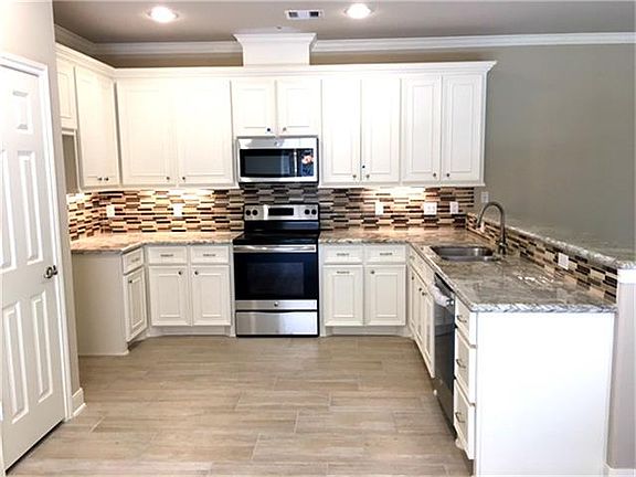 5th image of 17214 Hartridge Dr