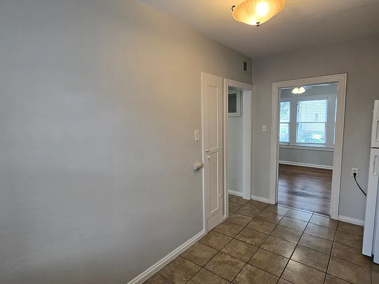 1802 W Gramercy Pl — Photo 10