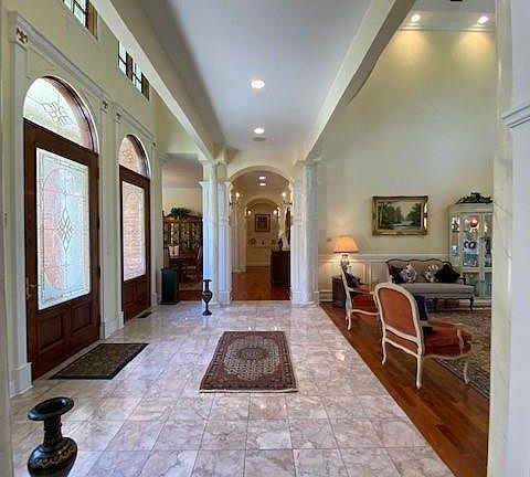 5th image of 174 Whispering Pines Ln