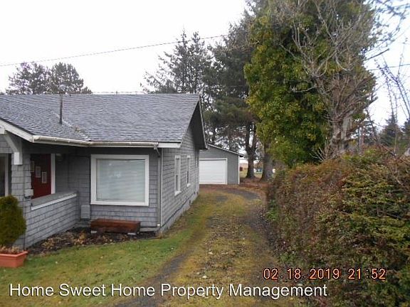 2nd image of 1126 S Montesano St