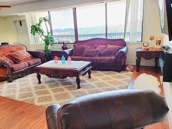 2nd image of 3713 S George Mason Dr APT 1004W
