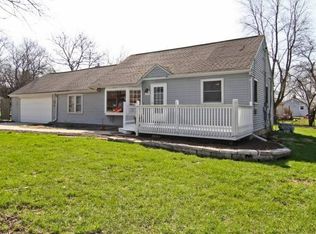 329 Janet Ave, Darien, IL 60561