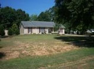 270 S 5th St, Colbert, GA 30628