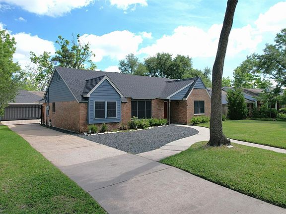 2nd image of 226 Driftwood Dr