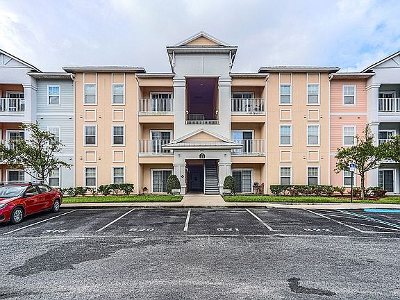 2nd image of 4982 Key Lime Dr Unit 302