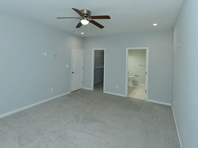 4219 Helen St — Photo 12