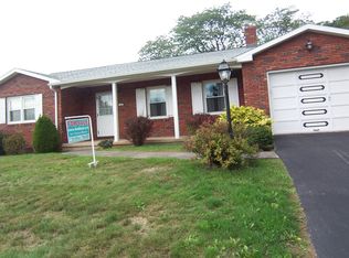 15 Pineview Dr, Flemington, PA 17745