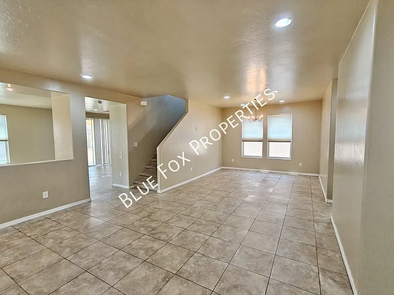 5874 N Dartwhite Dr — Photo 5