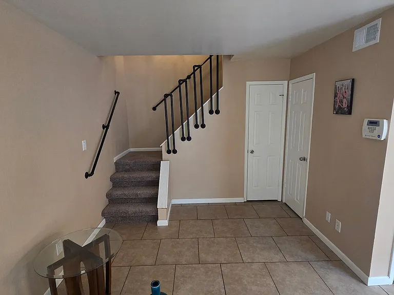 286 W Palomino Dr #USA-23 — Photo 6