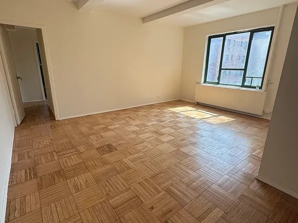 1507 Metropolitan Ave, Bronx, NY