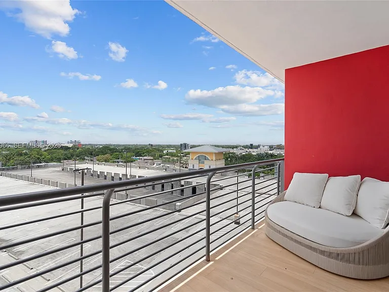 90 NE 32nd St #825 — Photo 11