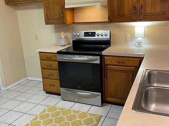 3rd image of 10782 Washita Dr #1