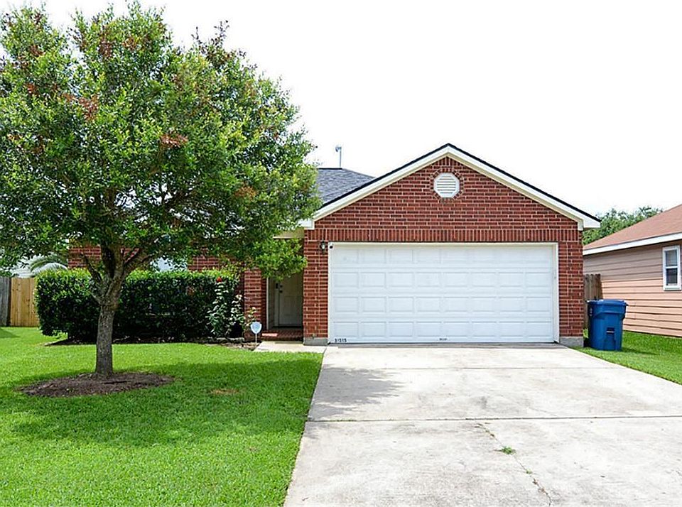 1st image of 34515 Parkview Dr
