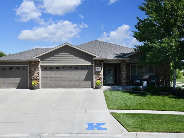 2405 W 35th St, Kearney, NE 68845