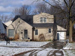 3866 Catalpa Dr, Berkley, MI 48072