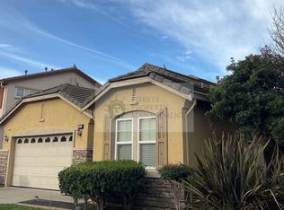 3013 Roslyn Dr, Modesto, CA 95355