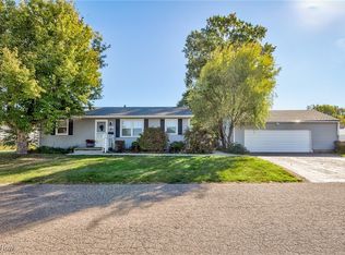 207 28th St SW, Barberton, OH 44203