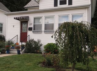 27 Temple St, Holyoke, MA 01040