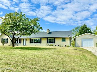 1814 Sun Meadow Ln, Jefferson City, MO 65109