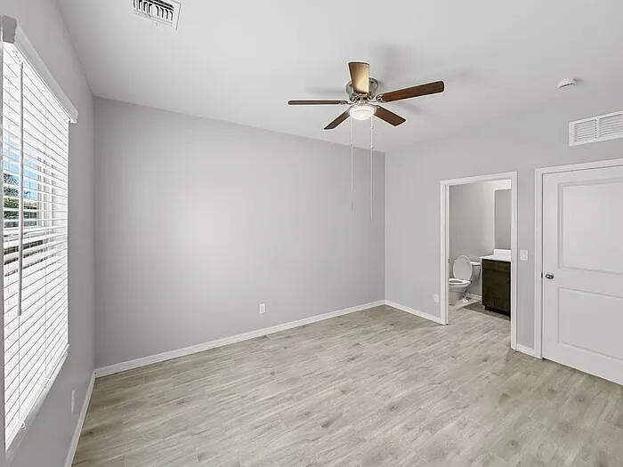 19575 W Annika Dr — Photo 7